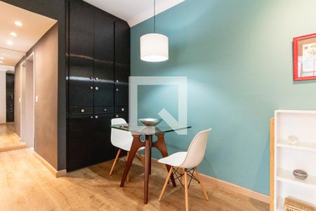 Sala de apartamento para alugar com 2 quartos, 60m² em Moema, São Paulo