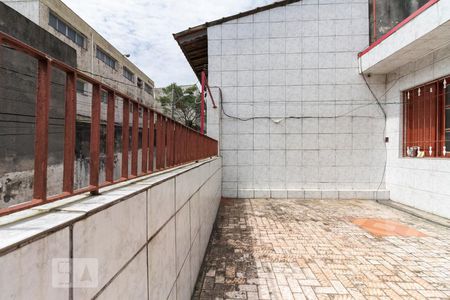 Casa à venda com 170m², 4 quartos e 2 vagas Casa à venda com 170m², 4 quartos e 2 vagasVaranda Quarto 2