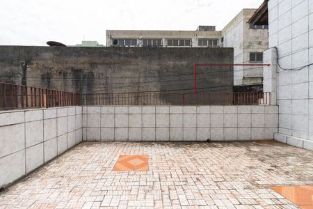 Casa à venda com 170m², 4 quartos e 2 vagas Casa à venda com 170m², 4 quartos e 2 vagasVaranda Quarto 2