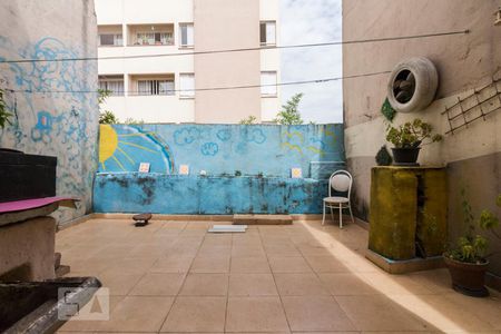 Casa à venda com 170m², 4 quartos e 2 vagas Casa à venda com 170m², 4 quartos e 2 vagasQuintal dos Fundos e Area de Serviço