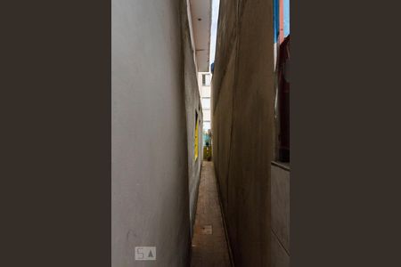 Casa à venda com 170m², 4 quartos e 2 vagas Casa à venda com 170m², 4 quartos e 2 vagasQuintal Lateral