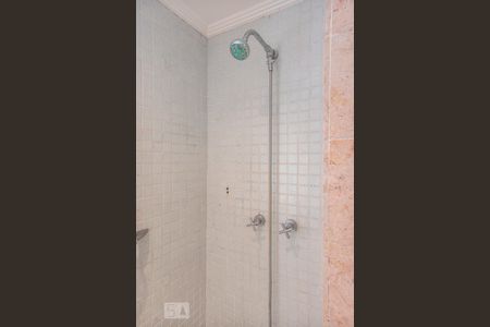 Apartamento à venda com 580m², 3 quartos e 8 vagas Apartamento à venda com 580m², 3 quartos e 8 vagasBanheiro da Suíte 2