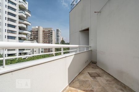 Apartamento à venda com 580m², 3 quartos e 8 vagas Apartamento à venda com 580m², 3 quartos e 8 vagasÁrea externa cobertura