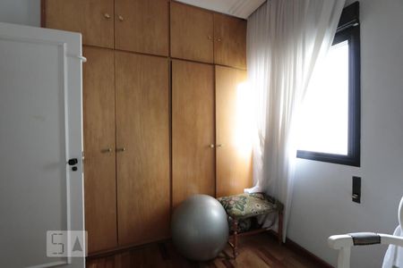 Apartamento à venda com 120m², 3 quartos e 3 vagasquarto 2