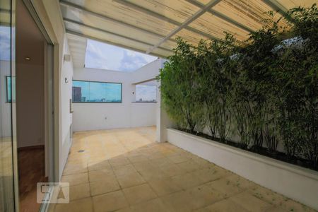 Apartamento à venda com 180m², 3 quartos e 3 vagas Apartamento à venda com 180m², 3 quartos e 3 vagasVaranda da Cobertura
