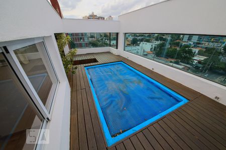 Apartamento à venda com 180m², 3 quartos e 3 vagas Apartamento à venda com 180m², 3 quartos e 3 vagasPiscina da Cobertura