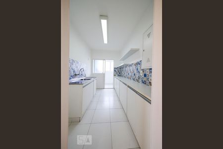 Apartamento à venda com 180m², 3 quartos e 3 vagas Apartamento à venda com 180m², 3 quartos e 3 vagasCozinha