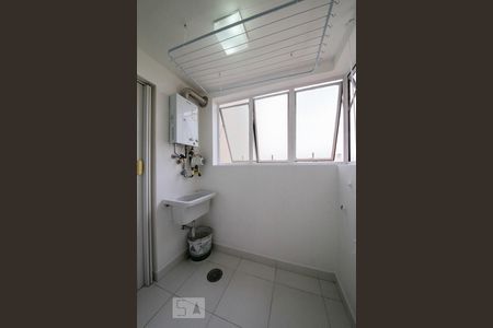 Apartamento à venda com 180m², 3 quartos e 3 vagas Apartamento à venda com 180m², 3 quartos e 3 vagasÁrea de Serviço