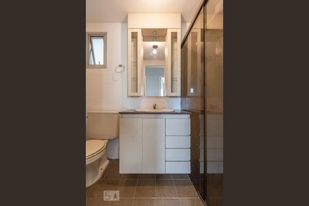 Apartamento à venda com 62m², 3 quartos e 1 vaga Apartamento à venda com 62m², 3 quartos e 1 vagaBanheiro social