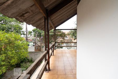 Casa à venda com 457m², 4 quartos e 8 vagas Casa à venda com 457m², 4 quartos e 8 vagasSacada da Suíte