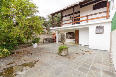 Casa à venda com 457m², 4 quartos e 8 vagas Casa à venda com 457m², 4 quartos e 8 vagasÁrea Externa