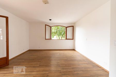 Casa à venda com 457m², 4 quartos e 8 vagas Casa à venda com 457m², 4 quartos e 8 vagasSuíte