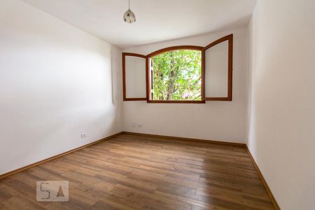 Casa à venda com 457m², 4 quartos e 8 vagas Casa à venda com 457m², 4 quartos e 8 vagasQuarto 1