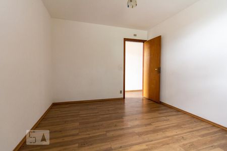 Casa à venda com 457m², 4 quartos e 8 vagas Casa à venda com 457m², 4 quartos e 8 vagasQuarto 1