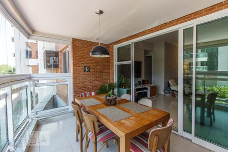 Varanda de apartamento para alugar com 2 quartos, 100m² em Barra da Tijuca, Rio de Janeiro