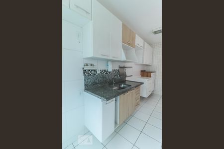 Apartamento para alugar com 55m², 2 quartos e 1 vaga Apartamento para alugar com 55m², 2 quartos e 1 vagaCozinha