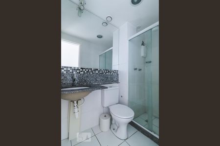 Banheiro Social de apartamento para alugar com 2 quartos, 55m² em Taquara, Rio de Janeiro
