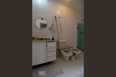 Apartamento à venda com 300m², 3 quartos e 3 vagasBanheiro da suíte 3