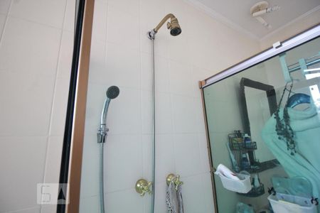 Apartamento à venda com 300m², 3 quartos e 3 vagasChuveiro