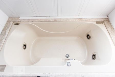 Apartamento à venda com 199m², 4 quartos e 4 vagas Apartamento à venda com 199m², 4 quartos e 4 vagasSuíte 1