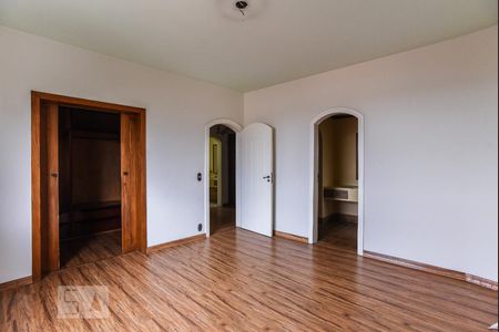 Apartamento à venda com 212m², 3 quartos e 3 vagasSuíte