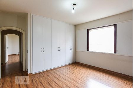 Apartamento à venda com 212m², 3 quartos e 3 vagasQuarto 1