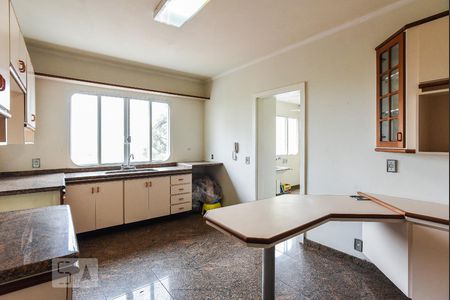 Apartamento à venda com 212m², 3 quartos e 3 vagasCozinha