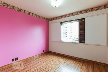 Apartamento à venda com 212m², 3 quartos e 3 vagasQuarto 2
