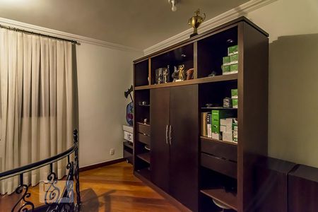 Casa à venda com 550m², 5 quartos e 5 vagas Casa à venda com 550m², 5 quartos e 5 vagasQuarto 1