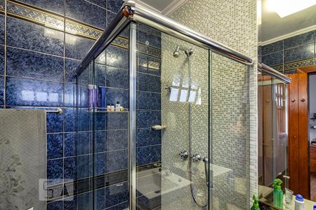 Casa à venda com 550m², 5 quartos e 5 vagas Casa à venda com 550m², 5 quartos e 5 vagasSuite do Quarto 4