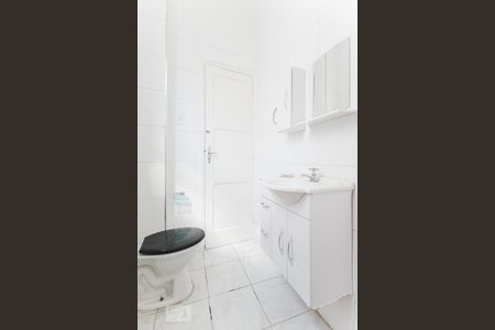 Banheiro de kitnet/studio à venda com 1 quarto, 38m² em Tijuca, Rio de Janeiro