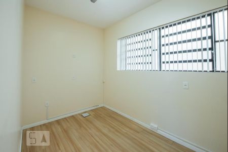 Casa à venda com 269m², 6 quartos e 2 vagas Casa à venda com 269m², 6 quartos e 2 vagasDispensa