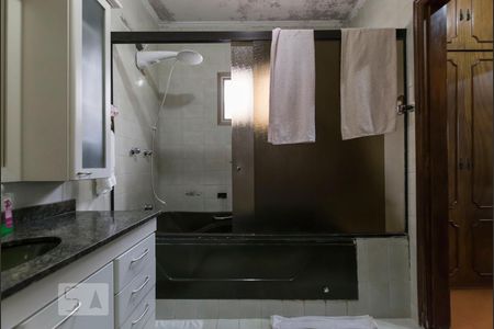 Casa à venda com 450m², 4 quartos e 8 vagas2o. Andar - Suíte 4 - Banheiro 