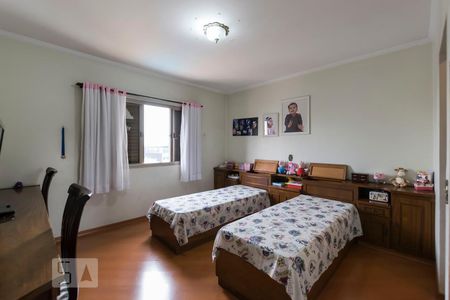 Casa à venda com 450m², 4 quartos e 8 vagas2o. Andar - Suíte 2