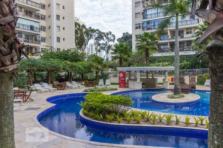 Apartamento para alugar com 85m², 3 quartos e 1 vaga Apartamento para alugar com 85m², 3 quartos e 1 vagaPiscina