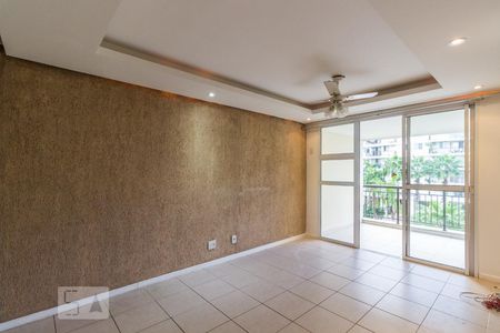 Sala de apartamento para alugar com 3 quartos, 85m² em Recreio dos Bandeirantes, Rio de Janeiro