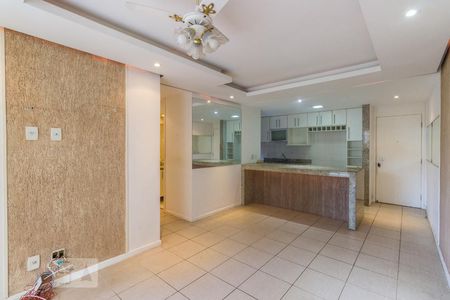 Sala de apartamento para alugar com 3 quartos, 85m² em Recreio dos Bandeirantes, Rio de Janeiro