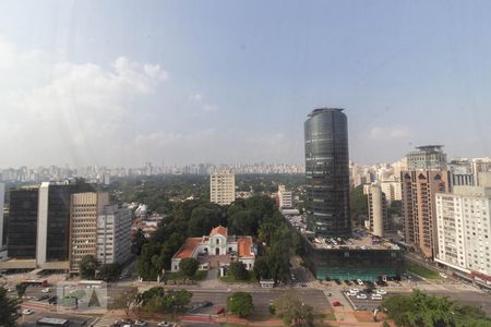 Apartamento para alugar com 700m², 4 quartos e 3 vagasVista - Quarto 3