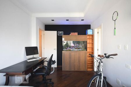 Apartamento à venda com 220m², 3 quartos e 4 vagas Apartamento à venda com 220m², 3 quartos e 4 vagasSuíte 1