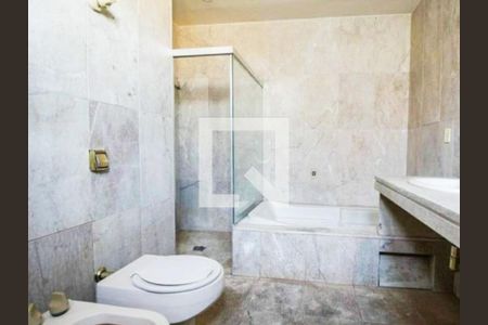 Casa à venda com 640m², 8 quartos e 6 vagas