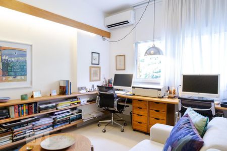 Apartamento à venda com 103m², 2 quartos e 2 vagas Apartamento à venda com 103m², 2 quartos e 2 vagasQuarto 2
