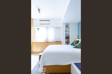 Apartamento à venda com 103m², 2 quartos e 2 vagas Apartamento à venda com 103m², 2 quartos e 2 vagasQuarto - Suíte