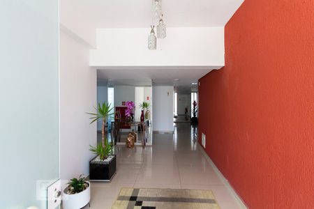 Apartamento à venda com 62m², 2 quartos e 2 vagasHall social
