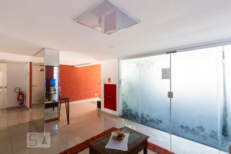 Apartamento à venda com 62m², 2 quartos e 2 vagasHall social