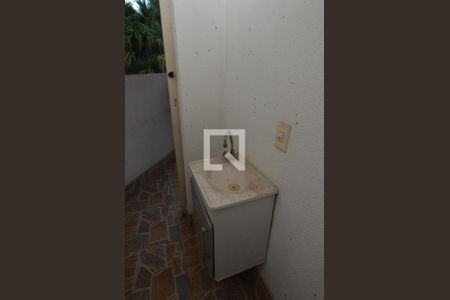 Casa à venda com 202m², 3 quartos e 1 vagaBanheiro 2