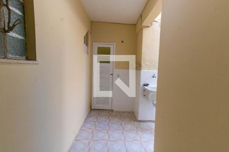 Apartamento para alugar com 80m², 2 quartos e sem vaga Apartamento para alugar com 80m², 2 quartos e sem vagaÁrea de Serviço