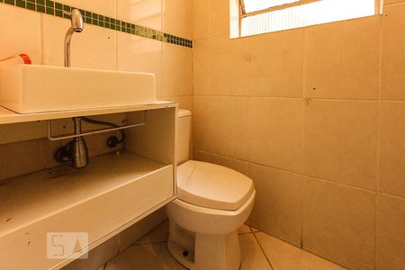 Casa à venda com 304m², 3 quartos e 3 vagasbanheiro de serviço