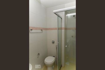 Apartamento à venda com 100m², 2 quartos e sem vaga Apartamento à venda com 100m², 2 quartos e sem vagaBanheiro Quarto 2 (suíte)