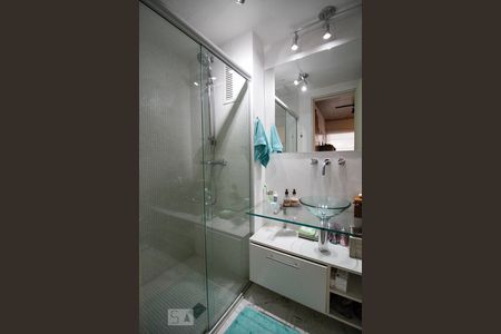 Banheiro de apartamento para alugar com 1 quarto, 70m² em Vila Leopoldina, São Paulo