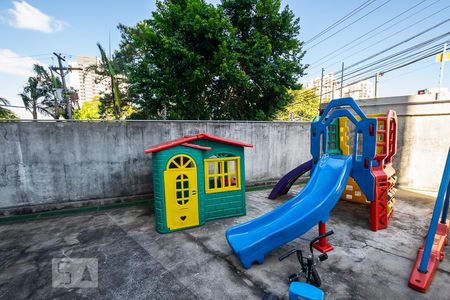 Apartamento à venda com 64m², 2 quartos e 1 vaga Apartamento à venda com 64m², 2 quartos e 1 vagaPlayground